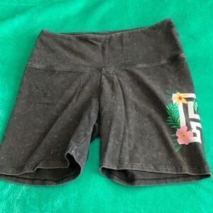 Floral Print Black Women's Shorts M